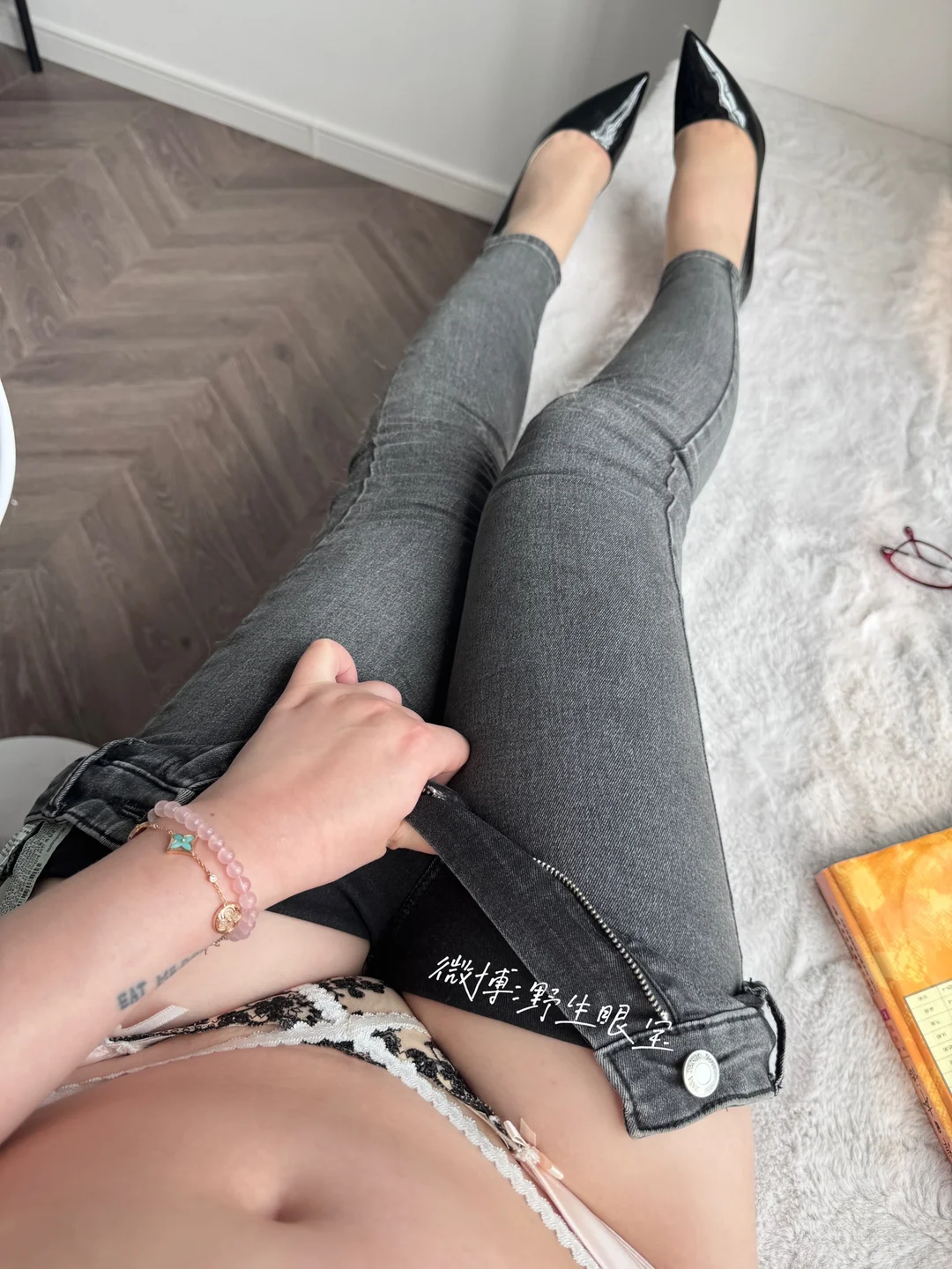 眼酱大魔王w - [Fantia]2025年04月订阅 [35P-40MB] tg@simisebaisi 【丝足阁】022.webp